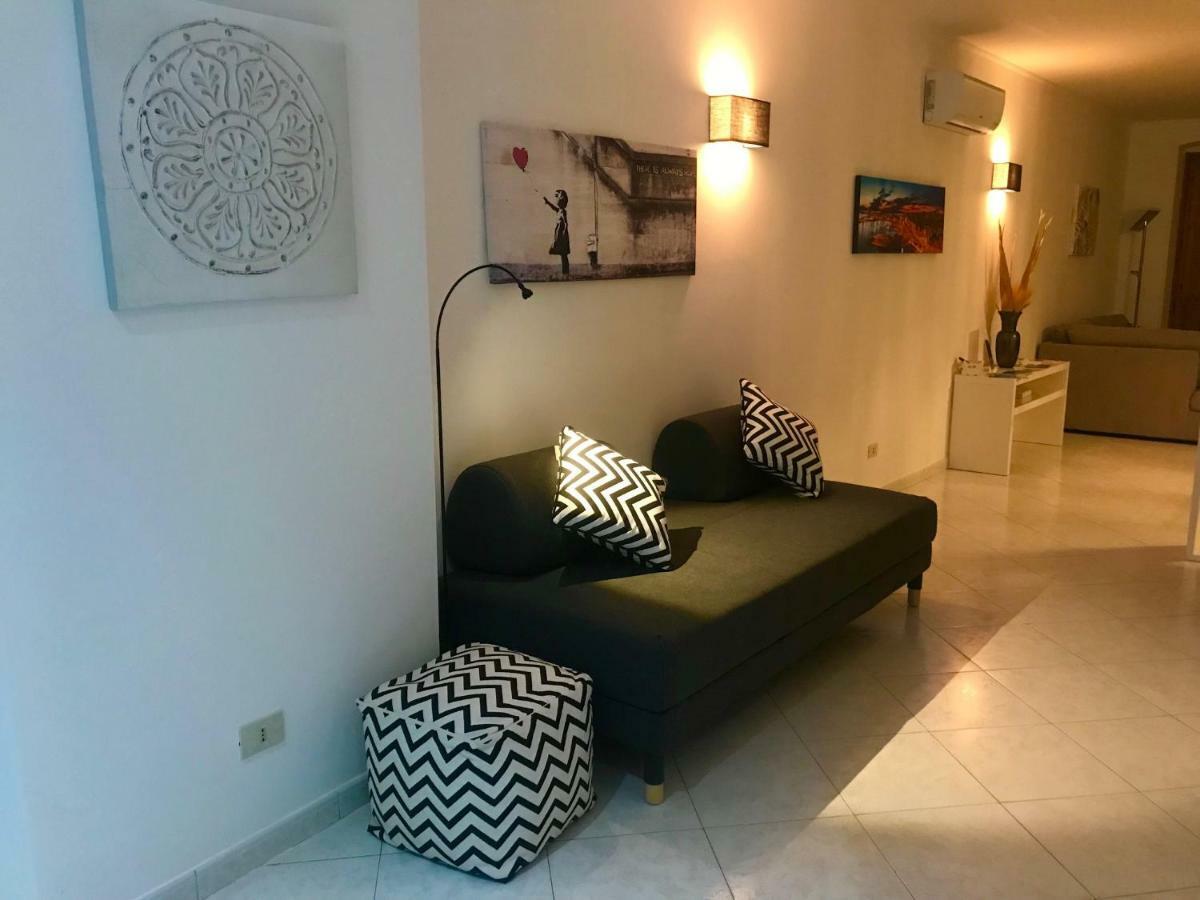 La Casa Nel Corso Appartement Cagliari Buitenkant foto